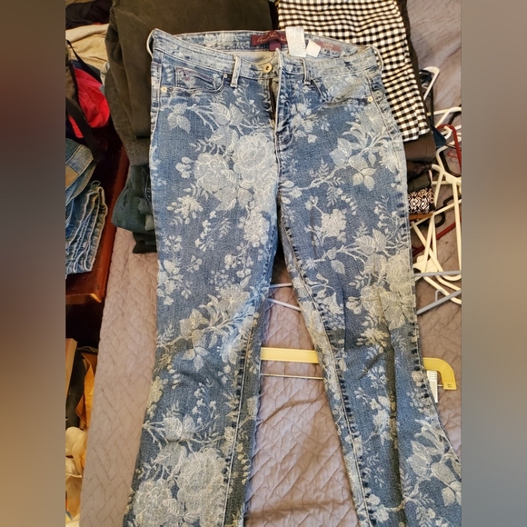 Gloria Vanderbilt Sadie Skinny Floral Blue Jeans Size 12 - Picture 1 of 2